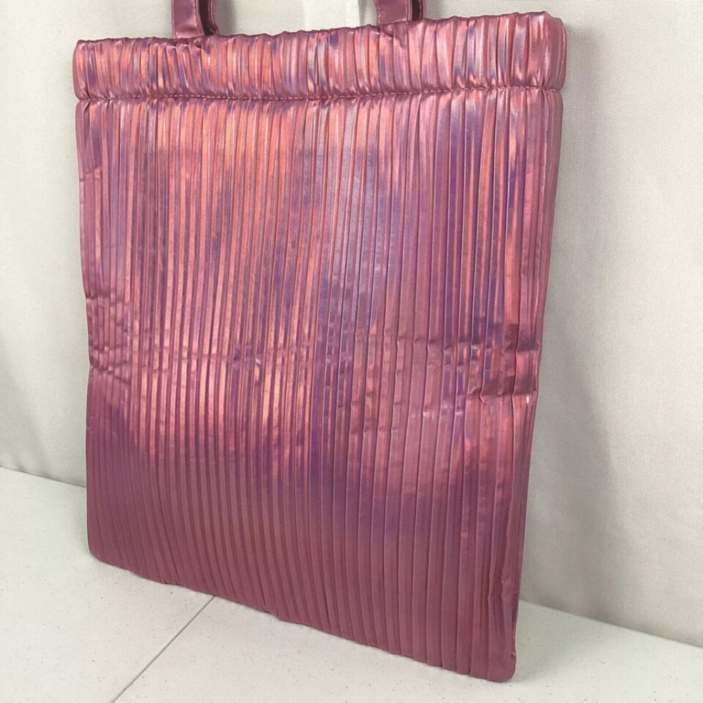 Urban Outfitters Metallic Holographic Pink Large Tote Bag Vegan One Size - Picture 3 of 8